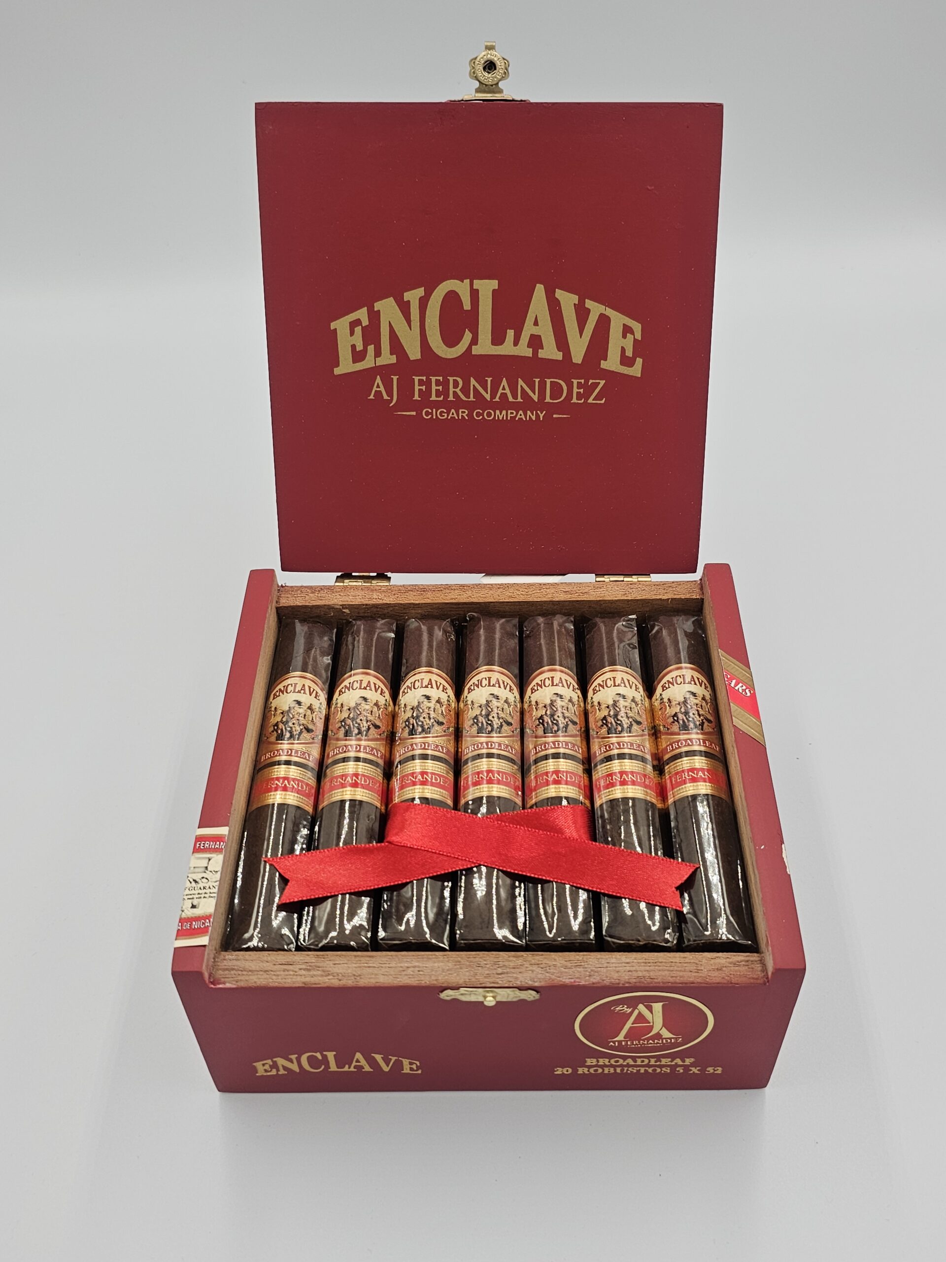 AJ Fernandez Enclave Broadleaf Robusto (Box 20)