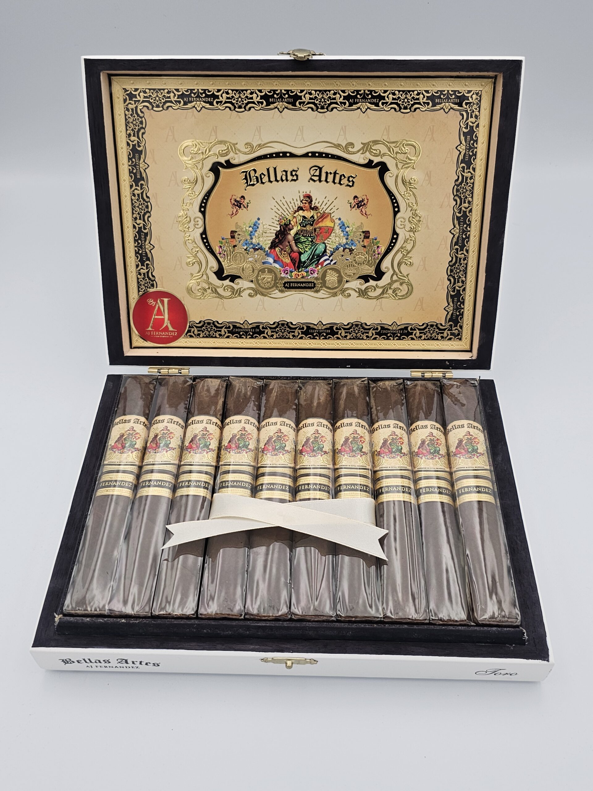 AJ Fernandez Bellas Artes Maduro Toro (Box 20)